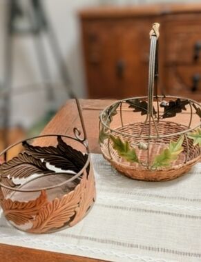 Decorative Wicker and Metal Baskets with Leaf Motif (Qty 2)